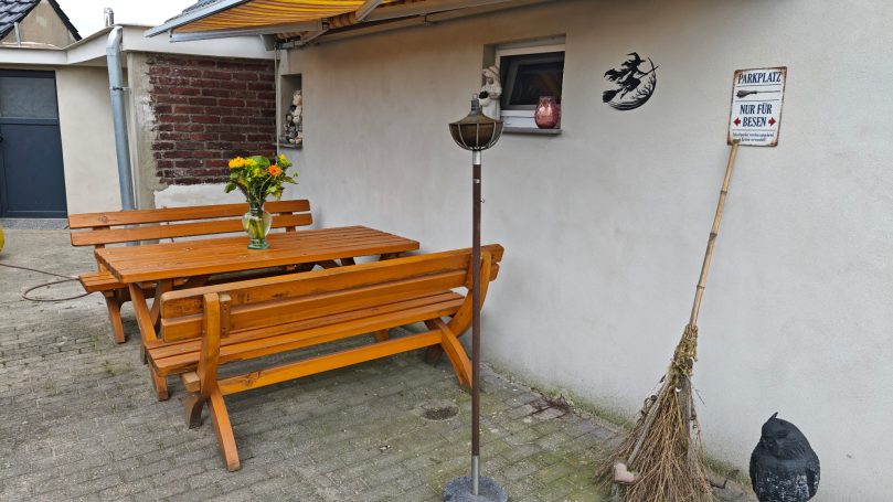Außensitzplatz